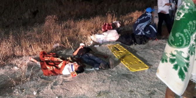 Erzurum’da trafik kazası: 1 ölü, 13 yaralı
