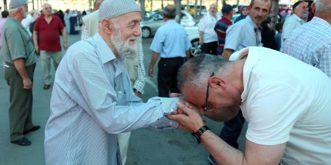 Sapanca’da hacı adayları uğurlandı