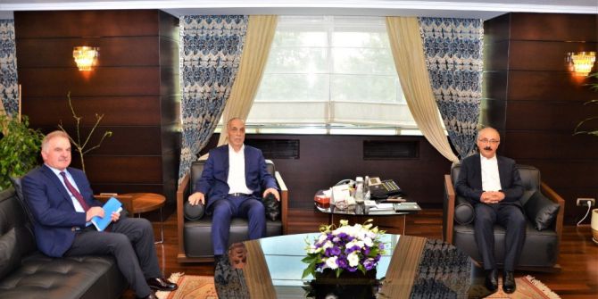 Rektör Elmas, Bakan Elvan’ı ziyaret etti