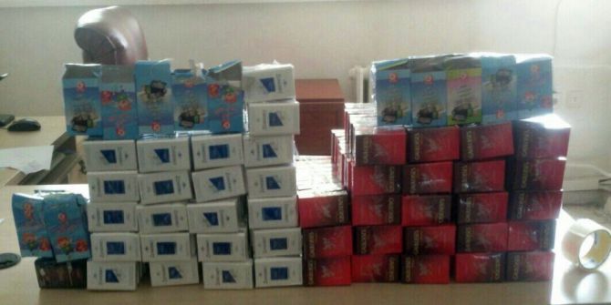 Çikolata paketlerinden gümrük kaçağı sigara çıktı