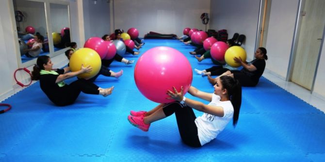 Yüreğirli kadınlar fitness yaparak zayıflıyor