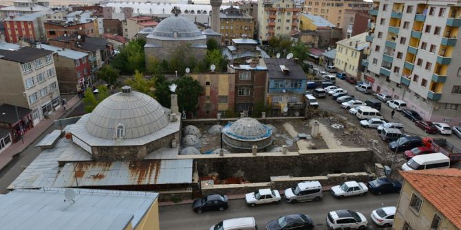 Yakutiye Belediye Başkanı Korkut: "Yeni meydan ışıl ışıl yanıyor"