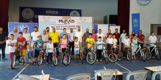 DÜZCE Genç MÜSİAD çocukları ödüllendirdi