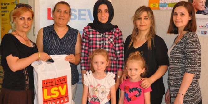 Eskişehir’de yaşayan LÖSEV’e kayıtlı hastalara kırmızı et ve et ürünleri yardımı