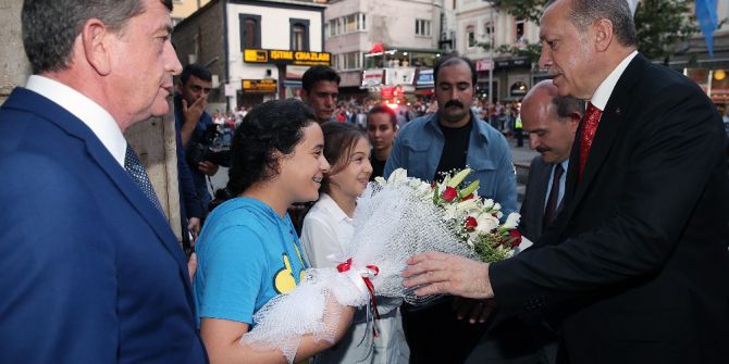Cumhurbaşkanı Erdoğan’dan Trabzon’da balkon konuşması