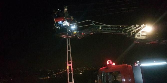 Çıktığı direkte akıma kapılan şahıs hayatını kaybetti