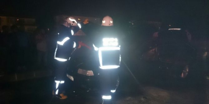 Park halindeki alev alev yandı