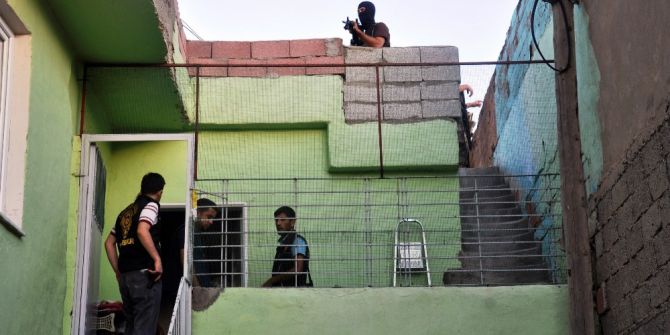 Diyarbakır’da şafak vakti uyuşturucu operasyonu: 5 gözaltı