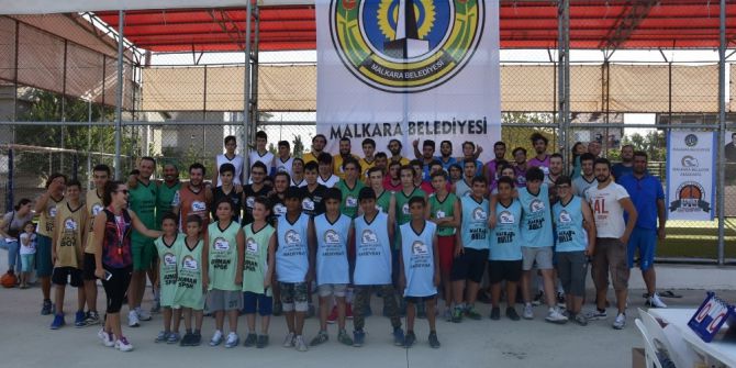 Takımını Kur Sahaya Çık Sokak Basketbolu turnuvası