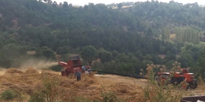 Hisarcık çiftçisi patoz makinelerinden vazgeçemiyor