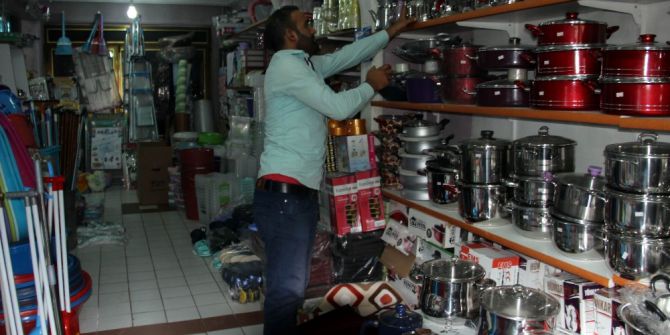 Esnaf, bayram ve okul alışverişinden umutlu