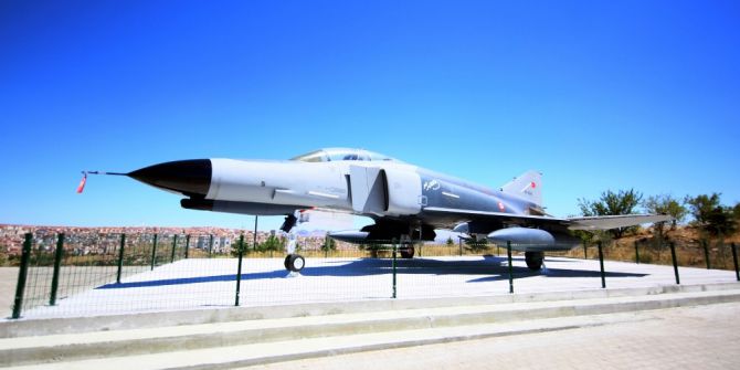 F-4E uçağı, Keçiören’de ziyaretçilerini bekliyor