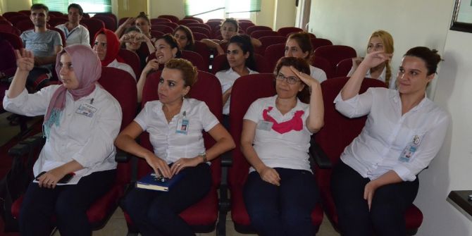 Sağlık personellerine işaret dili eğitimi