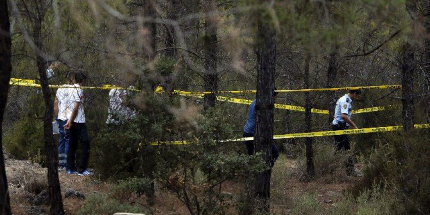 Kafasını Taşla Ezip Öldürdükten Sonra Ormana Attılar