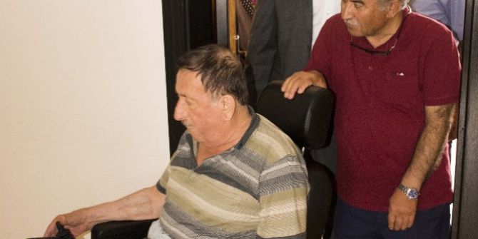 Memur-Sen’den 15 Temmuz gazisine akülü sandalye