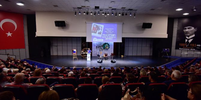 Fikret Otyam, türkülerle anıldı