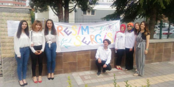 Öğrencilerin hazırladığı 198 resim sergilendi