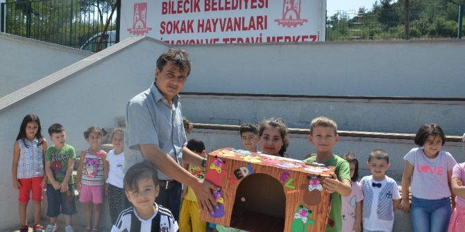 Miniklerden Sokak Hayvanları Tedavi ve Rehabilitasyon Merkezine ziyaret