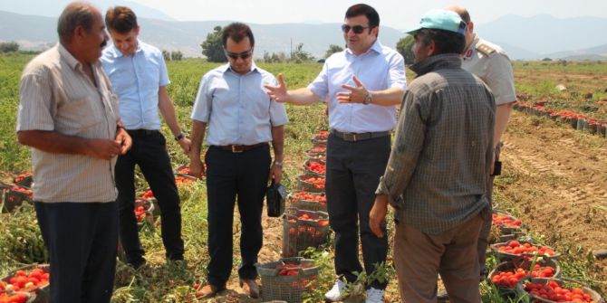 Kaymakam Tanrıseven, tarım işçilerinin sorunlarını dinledi