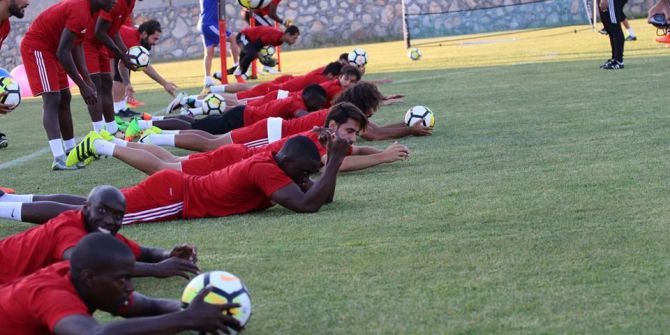Sağlam’dan futbolcularına lig uyarısı