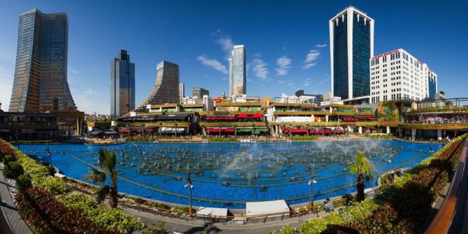 Ataşehir’de açık hava sineması keyfi