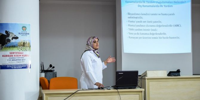 Sertifikalı Kurban Kesim Kursu devam ediyor