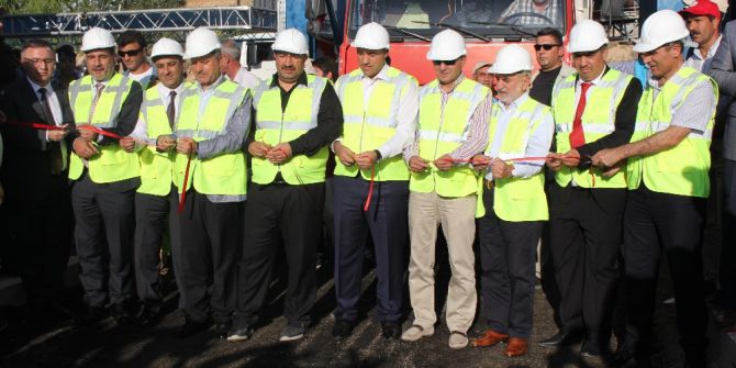 Elazığ’da  asfalt ve parke tesisleri hizmete girdi