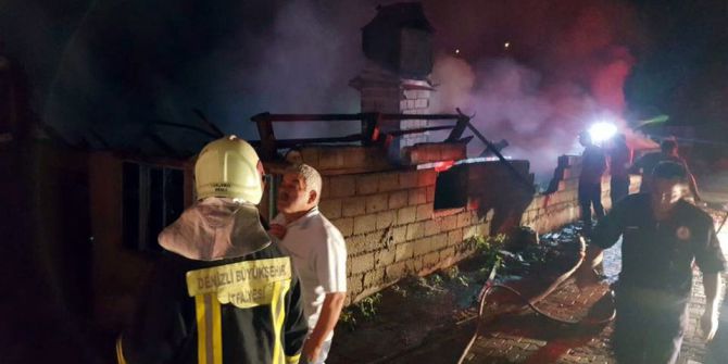 Samanlıkta yangın: 9 büyükbaş havan telef oldu