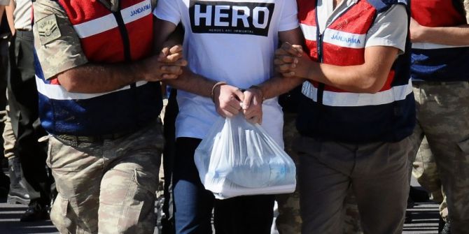 ‘HERO’ tişörtüne kamu davası açıldı