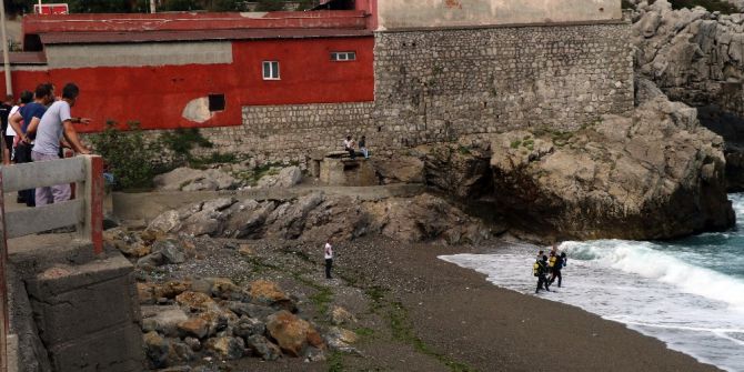 Denizde kaybolan genci arama çalışmaları 3. gününde