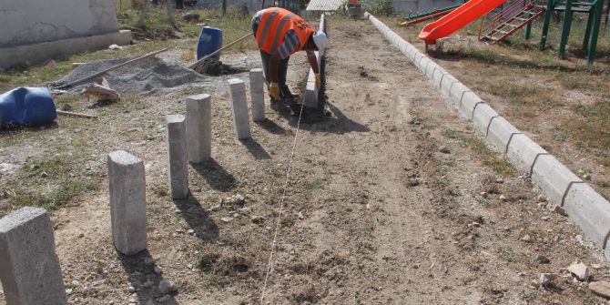 Sarıcaoğlu: "Kavak’taki tüm cadde ve sokakları ilmek ilmek işliyoruz”