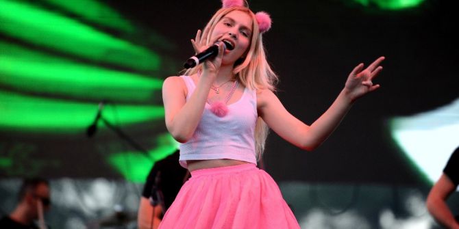 Aleyna Megastarı da solladı