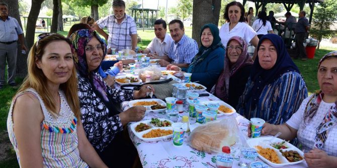 Başkan Ataç, Çifteler’de CHP Kadın Kolları Teşkilatı üyeleri ile buluştu