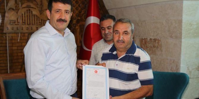 Eyyübiye’nin 2 mahallesinde daha tapu sevinci