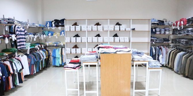 Büyükşehirden dar gelirli ailelere giyim yardımı