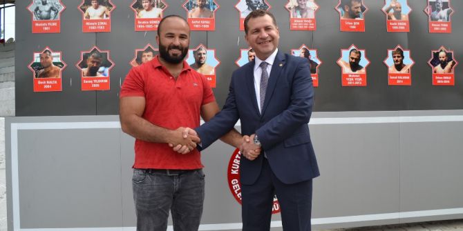 Kurtdere güreşlere hazır