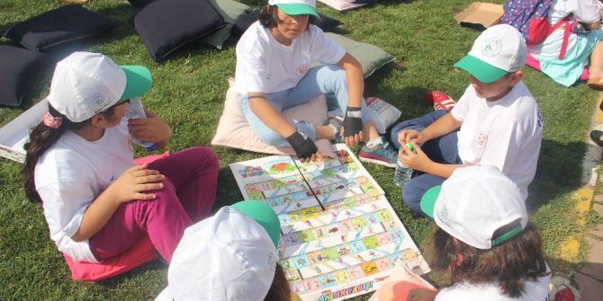 Gaziosmanpaşalı çocuklar zeka oyunları etkinliğiyle düşünerek eğlendi