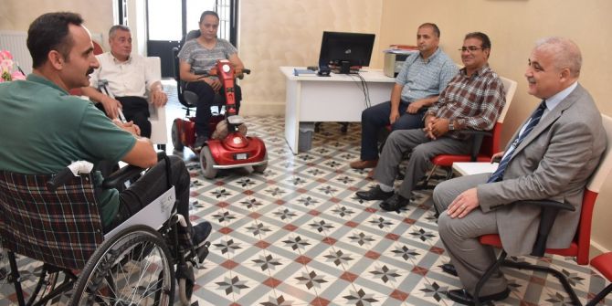 Engellilerden Vali Güvençer’e ’Asansör arızası giderilsin’ talebi