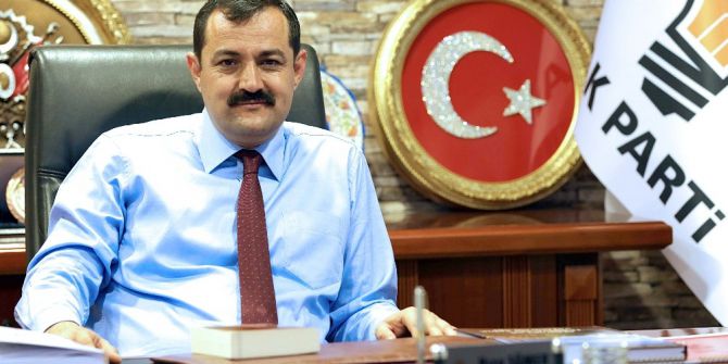 AK Parti ilçe kongreleri başlıyor