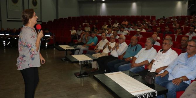 Trafikte öfkelerine hakim olmayı öğrendiler