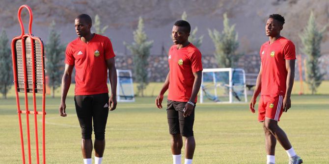 Sağlam, Osmanlıspor maçının ideal on birini oluşturdu