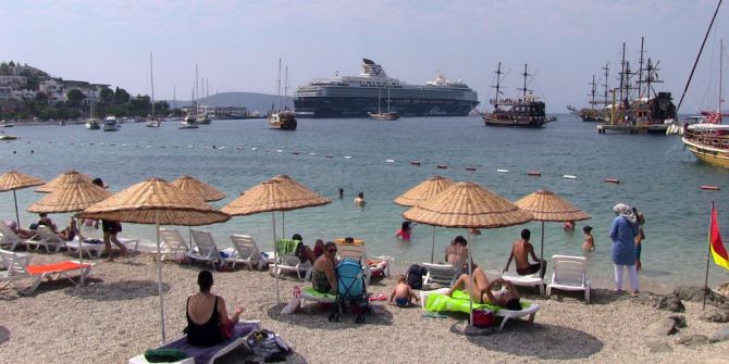 Gemiden inen 3 bin turist Bodrum’ hareketlendirdi