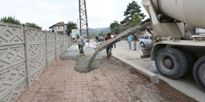 Kazımpaşa’ya hem doğalgaz hem de kaldırım
