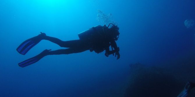 Bodrum Belediyesi dalış ekibi eğitimlerini sürdürüyor