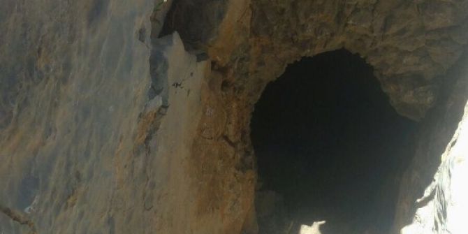 Teröristler taş kırıcı makinelerle kazdıkları mağarada öldürüldü