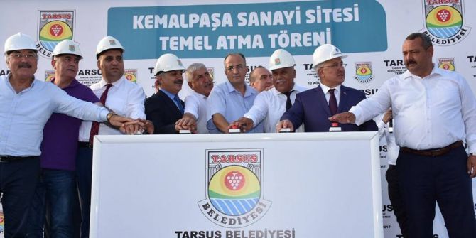 Türkiye’ye örnek olacak Kemalpaşa Sanayi Sitesi’nin temeli atıldı