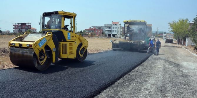 Helvacı Mahallesi sıcak asfaltına kavuşuyor