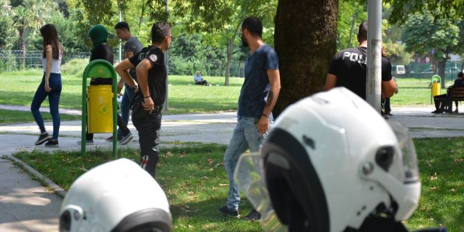 Polis parklarda kuş uçurtmuyor