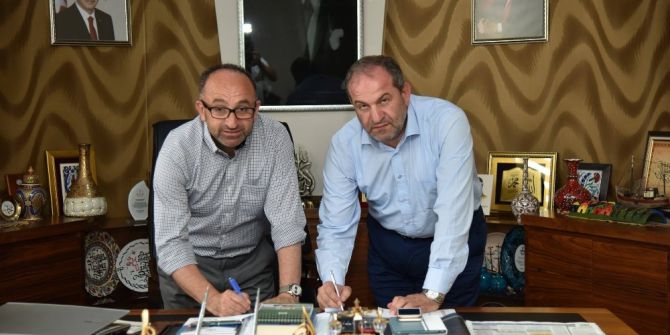 Kartepe Belediyesi ile emlakçılar odası arasında önemli protokol