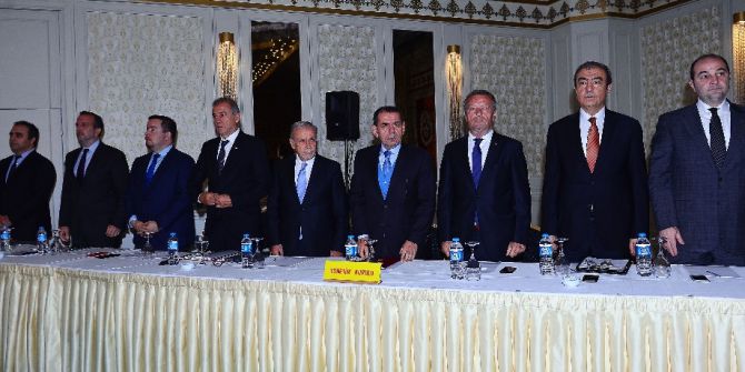 Galatasaray Divan Kurulu olağanüstü toplanıyor